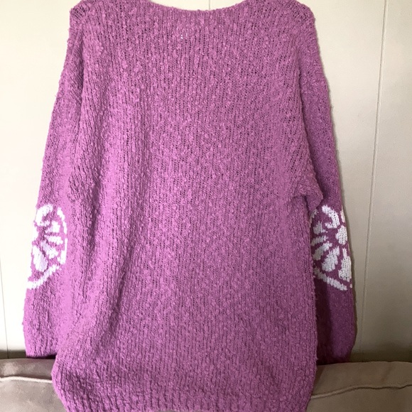 JADE-II... Vintage... crochet sweater - Picture 2 of 6